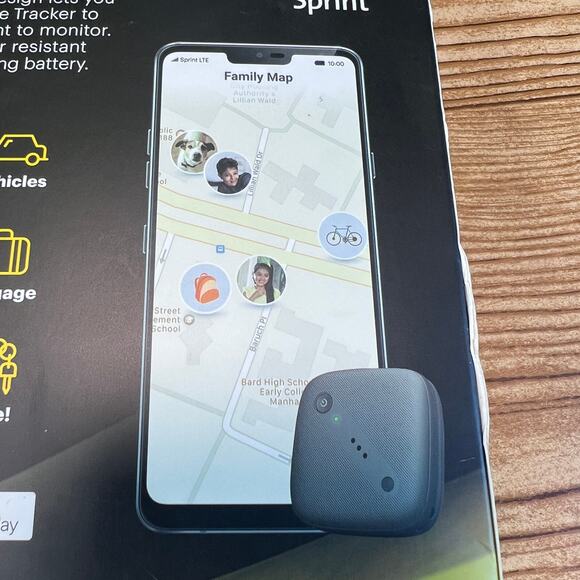 NIB Sprint Tracker Safe & Found GPS Tracker Apple Android Kids Bike Pets Luggage - Picture 5 of 8